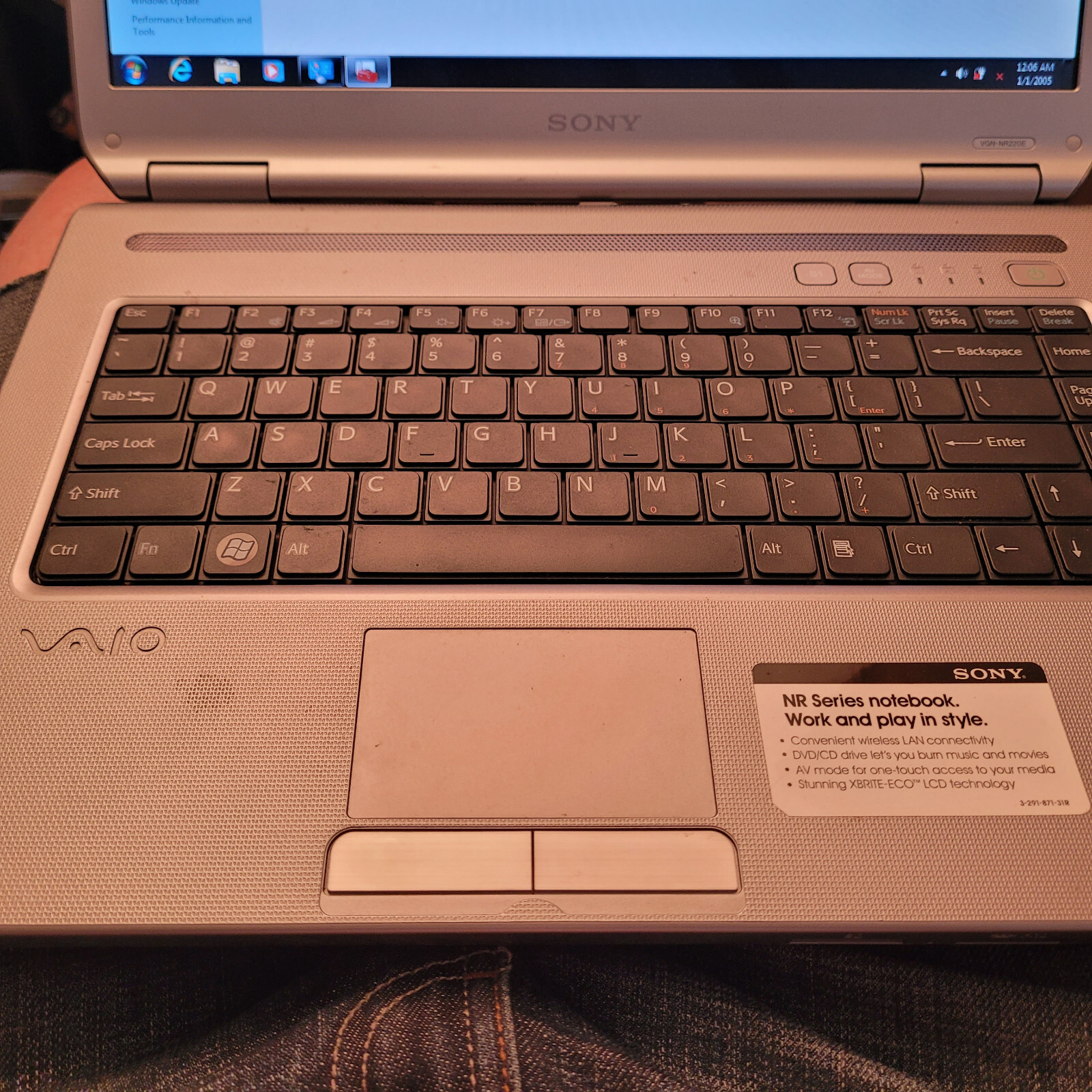 ☆SONY VAIO PCG-77E/B (PCG-9J1N) Windows7 動作品 メモリ1GB