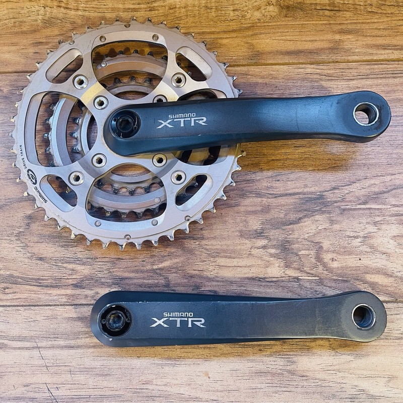 Shimano XTR FC-M952 Triple Crankset 175mm 24 34 46