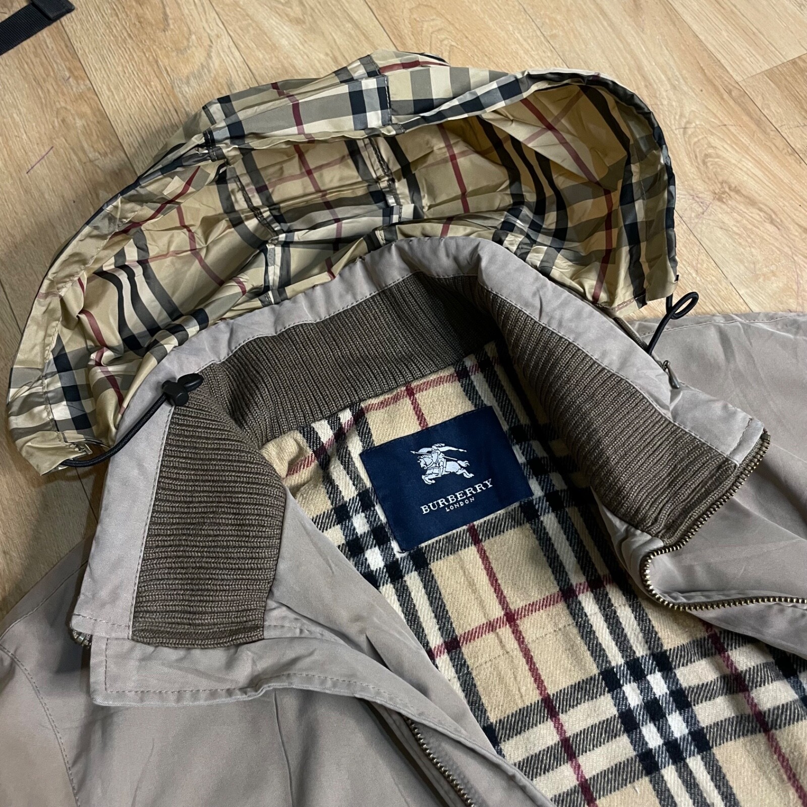 【大きいサイズ✨】バーバリーロンドン　ジャケット　48 ノバチェック　ベージュ BURBERRY LONDON(バーバリーロンドン) Nova Check Nylon Zip Up
