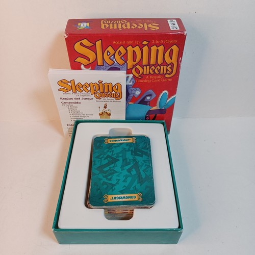 2005 Gamewright Fox Mind Sleeping Queens : A Royally Rousing Card Game