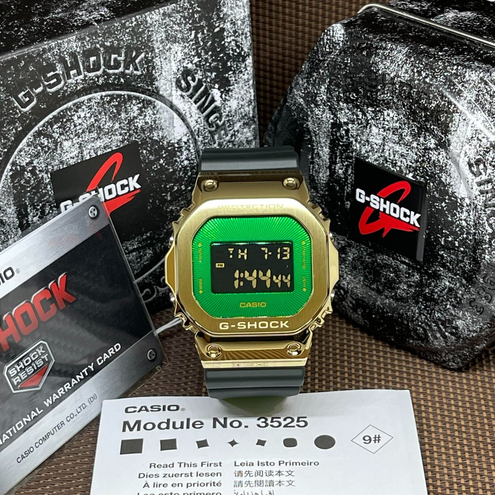 Casio G-Shock GM-5600CL-3D Green Resin Band Alarm Stopwatch Casio G-Shock GM-5600CL-3D Green Resin Band Alarm Stopwatch