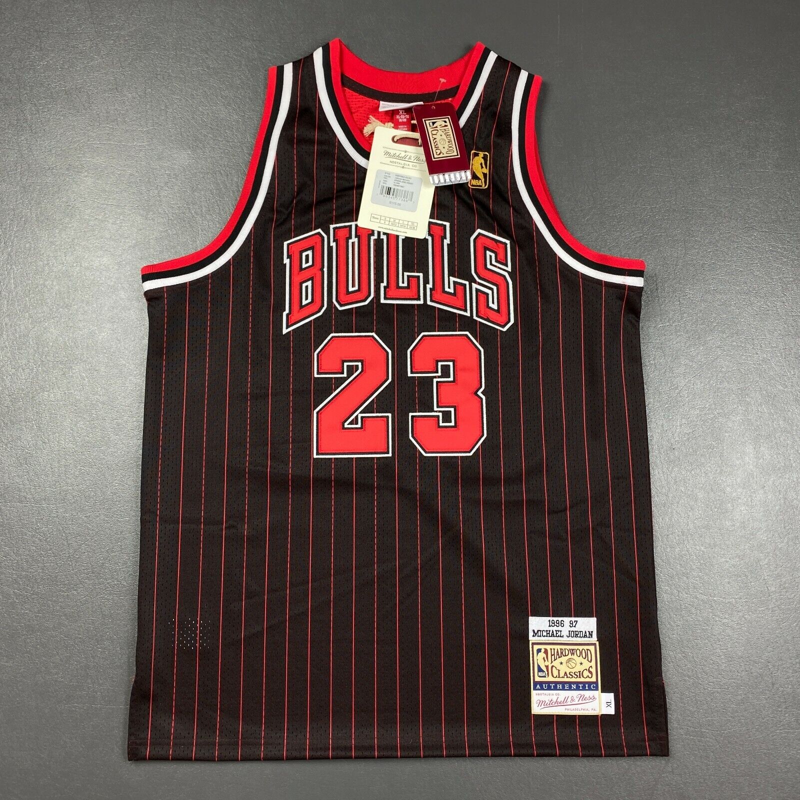 100% Authentic Michael Jordan Mitchell Ness 96 97 Bulls 100% Authentic Michael Jordan Mitchell Ness 96 97 Bulls