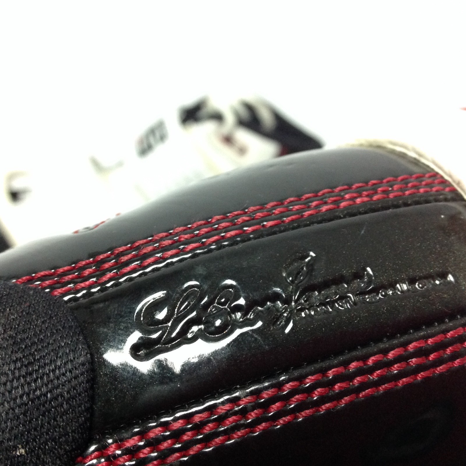 Nike Zoom Soldier III (POP)Playoffs LeBron 358558-101 Basketball Shoes US Sz 10