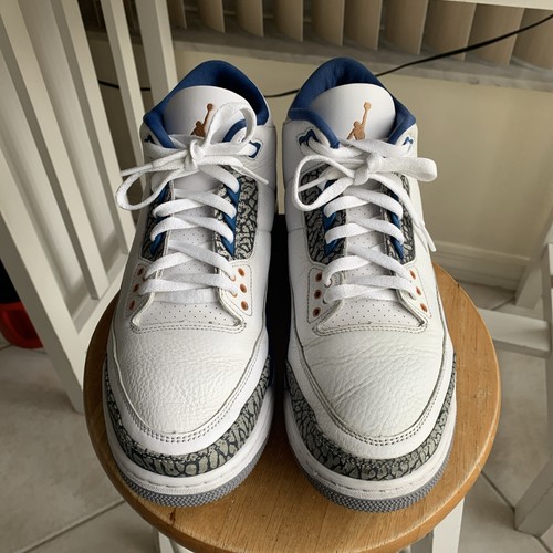 スニーカー Nike Air Jordan 3 Retro Wizards CEMENT GREY CT8532-148 Air Jordan 3 Retro 'Wizards' CT8532-148