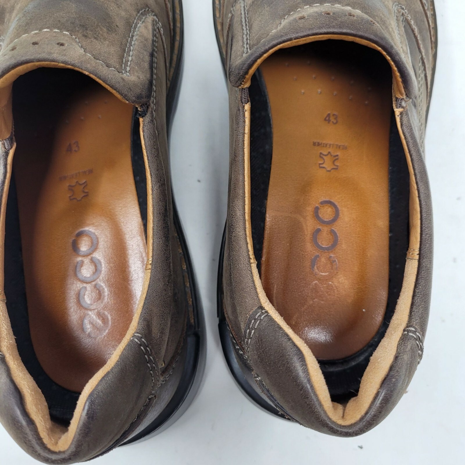 ecco leather slip ons