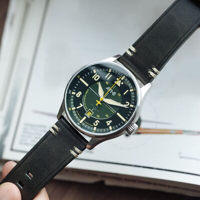 Pre-owned Avi-8 Hawker Hurricane Kent Automatic Hampshire Green Dial Av-4094-03 Mens Watch