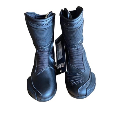 Stealth Black Size 6.5