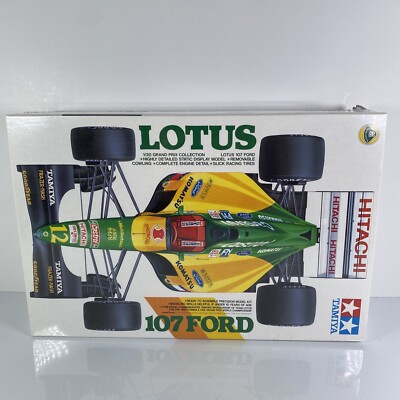 Tamiya | 1:20 | Formula 1 | Hakkinen - Herbert | 1993 Lotus-Ford 107 F1 Kit Gift