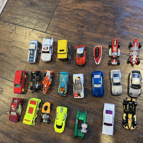 Vintage Lot Of 22 Assorted Matchbox & Hot Wheels -Cars