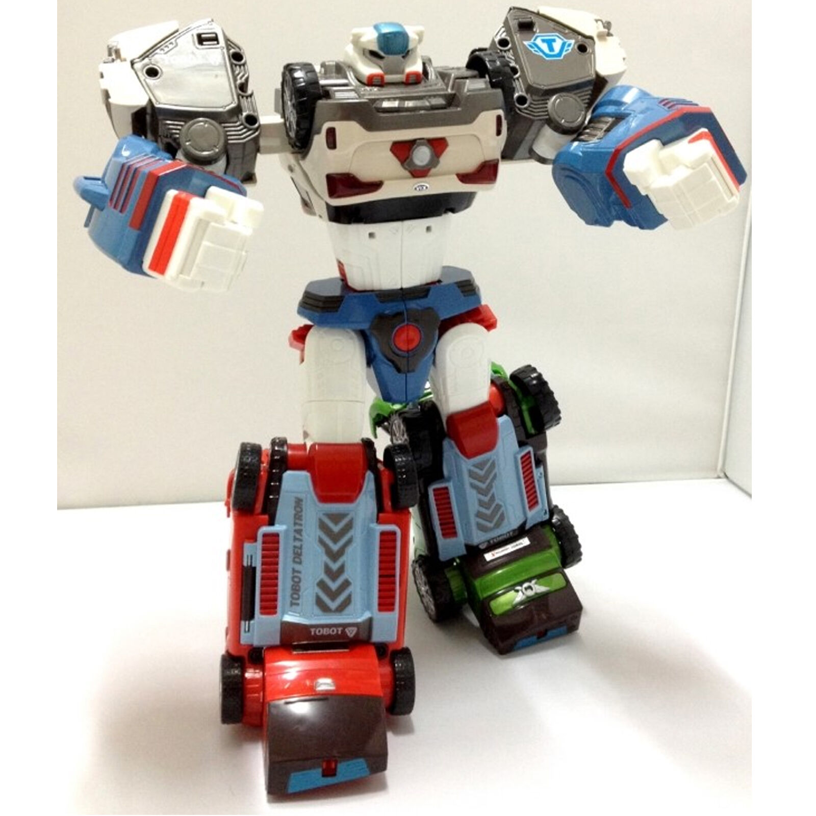 Tobot Deltatron Transformer Robot 3 Cars X Y Z Toy Tobot Deltatron Transformer Robot 3 Cars X Y Z Toy