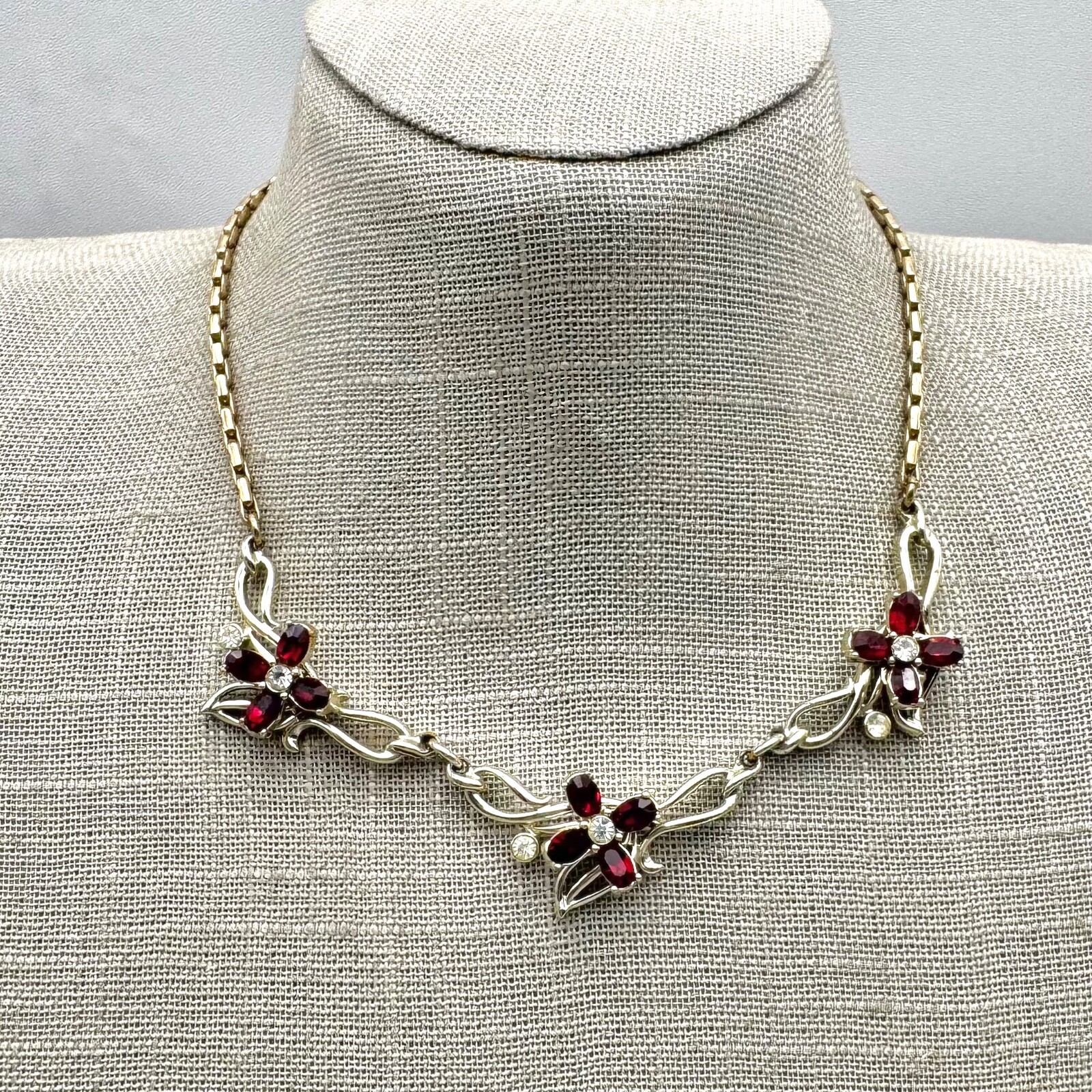 ◆VINTAGE HOLLYWOOD◆ Crystal Rose Necklace VH2435NE001M □VINTAGE HOLLYWOOD□ Crystal Rose Necklace VH2435NE001M