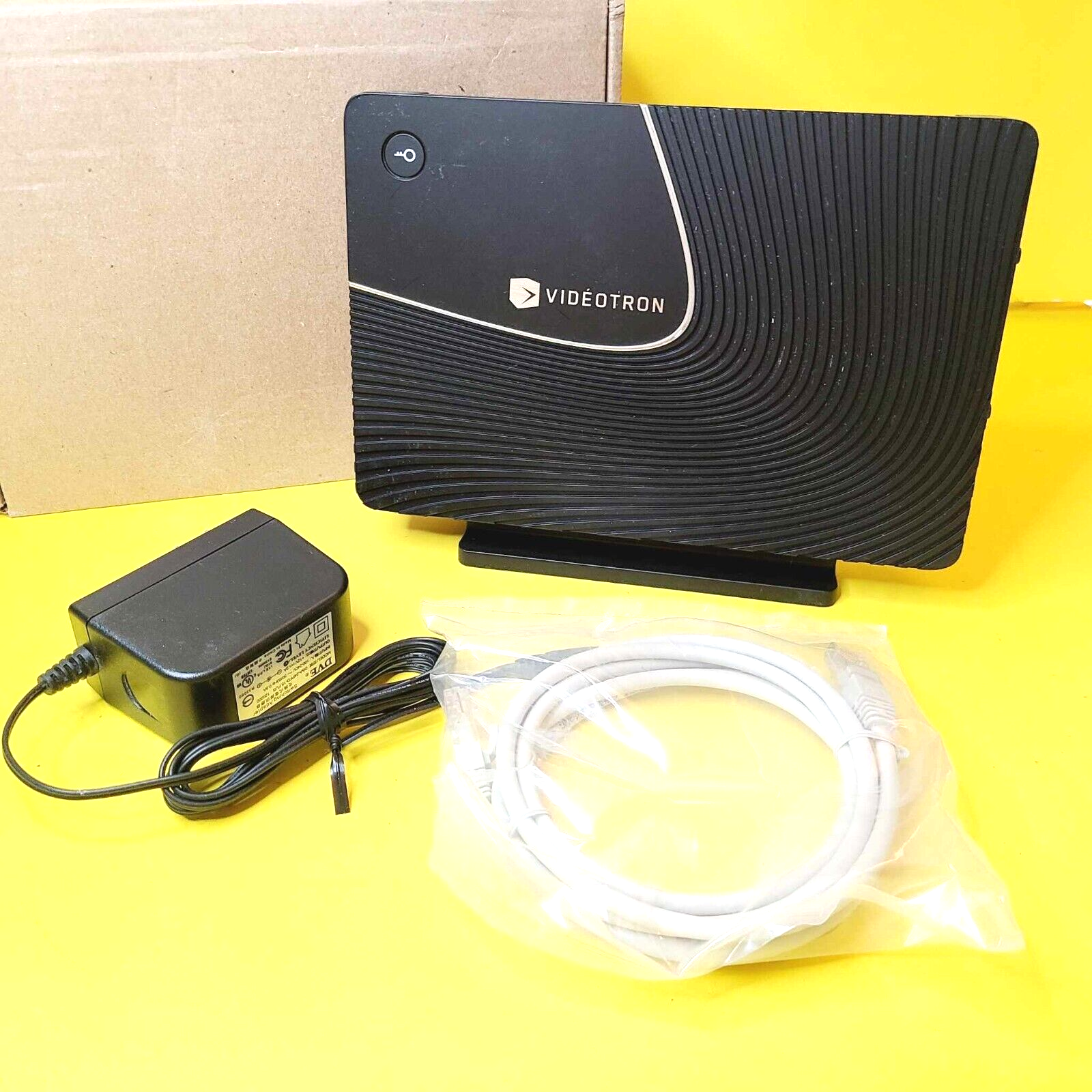 ルーター・ネットワーク機器 Passport MEDIA PLAYER +10.1 MONITOR ルーター・ネットワーク機器 Passport MEDIA PLAYER +10.1 MONITOR $_