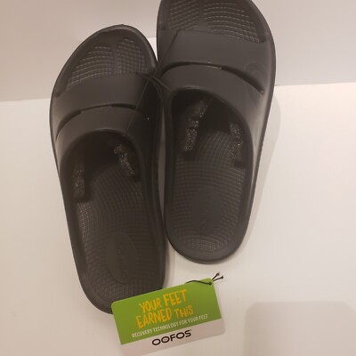 OOFOS  Black Unisex Slip On Comfort Sandals Men's  8/Women's 10 NWT