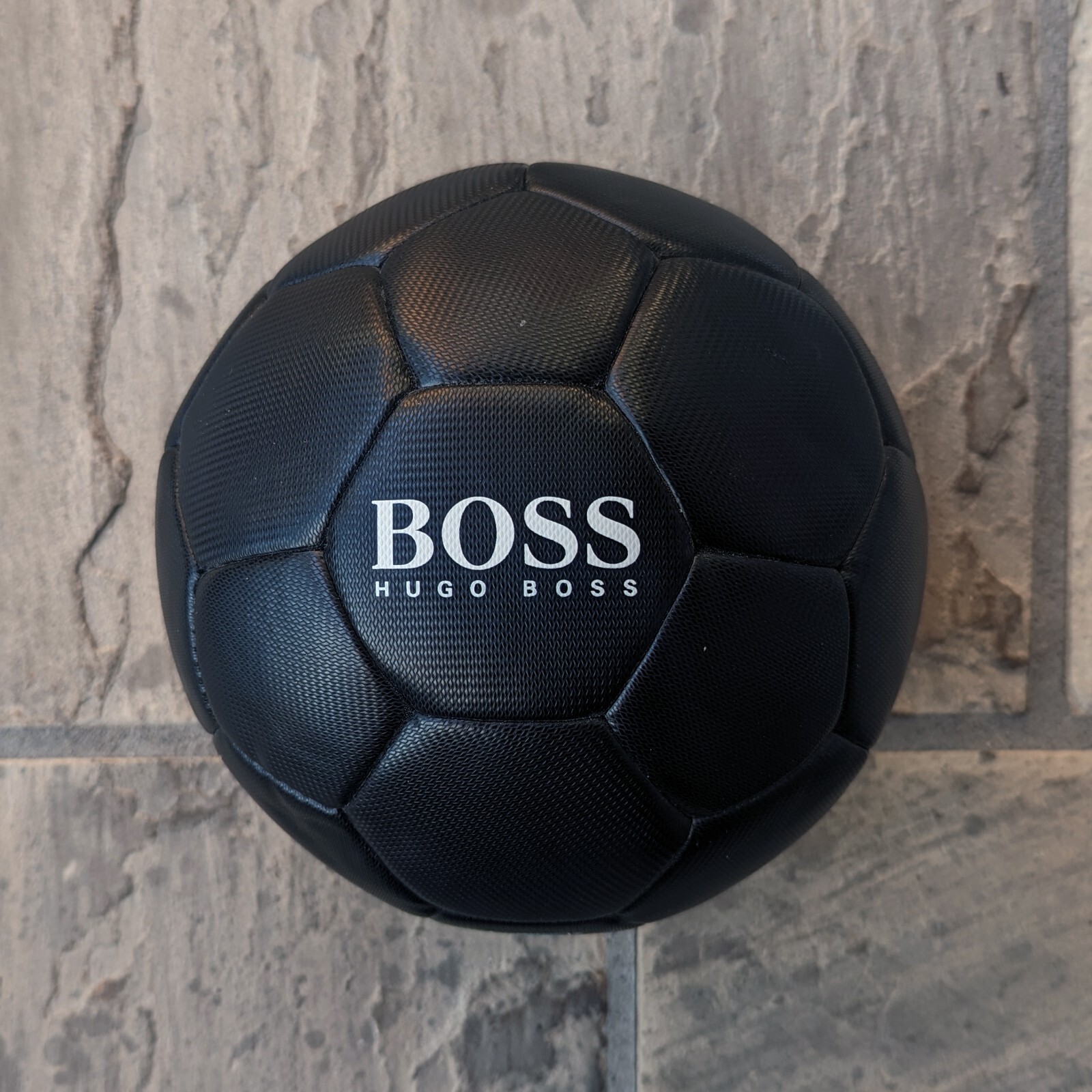 コロ助3号　Bosse & Baller 「Liebespaar」 Hugo Boss Soccer Ball *RARE* | eBay
