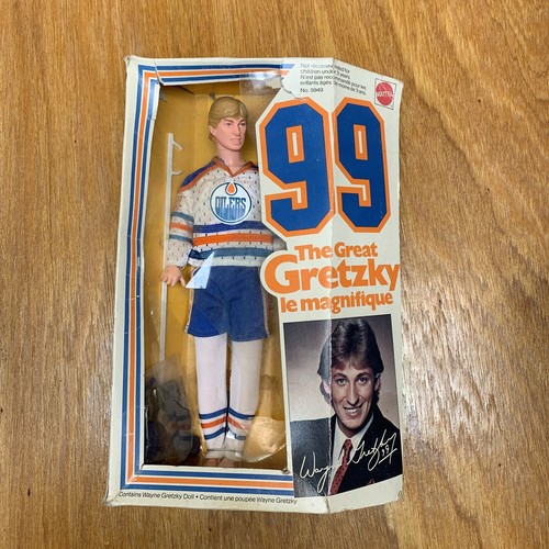 Great Wayne Gretzky 99 Oilers Ice Hockey Doll by Mattel 5949,  Damaged Box