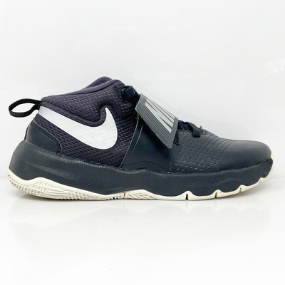 

Nike Boys Team Hustle D 8 881953-001 Черные баскетбольные кроссовки, размер 5 лет, Черный, Team Hustle D 8