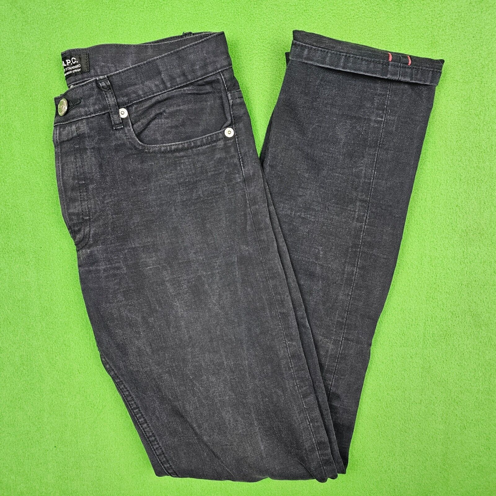 APC Jeans Adult 28 Petit Standard Selvedge Slim Dark Wash APC Jeans Adult 28 Petit Standard Selvedge Slim Dark Wash