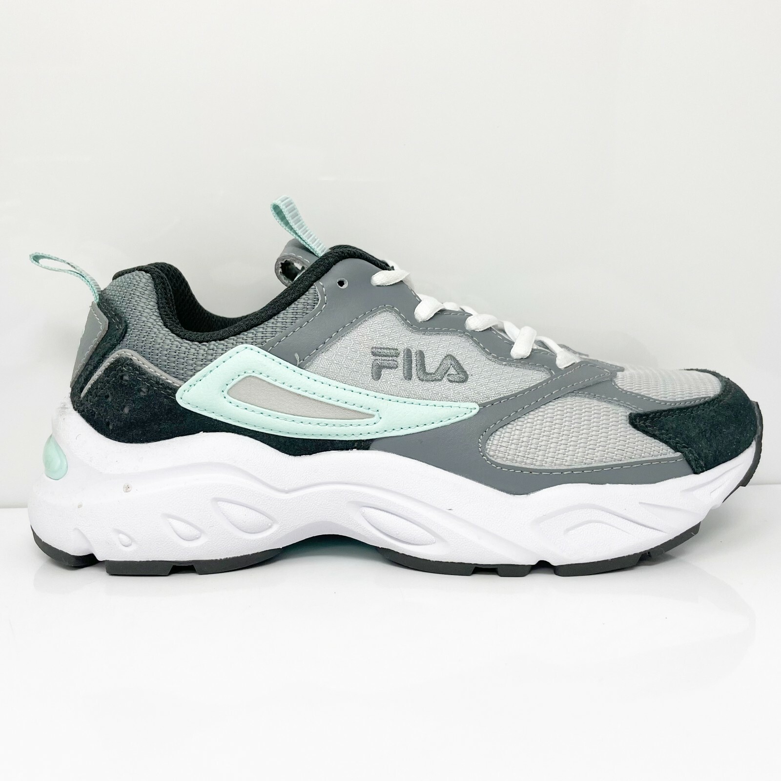 

Женские кроссовки Fila Recollector 5RM01348-253 серые кроссовки размер 8,5, Серый, Recollector