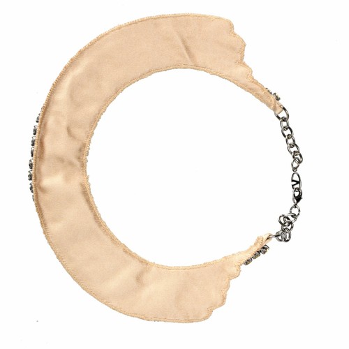 VALENTINO GARAVANI VALENTINO GARAVANI WOMEN'S CRYSTAL COLLAR STATEMENT NECKLACE