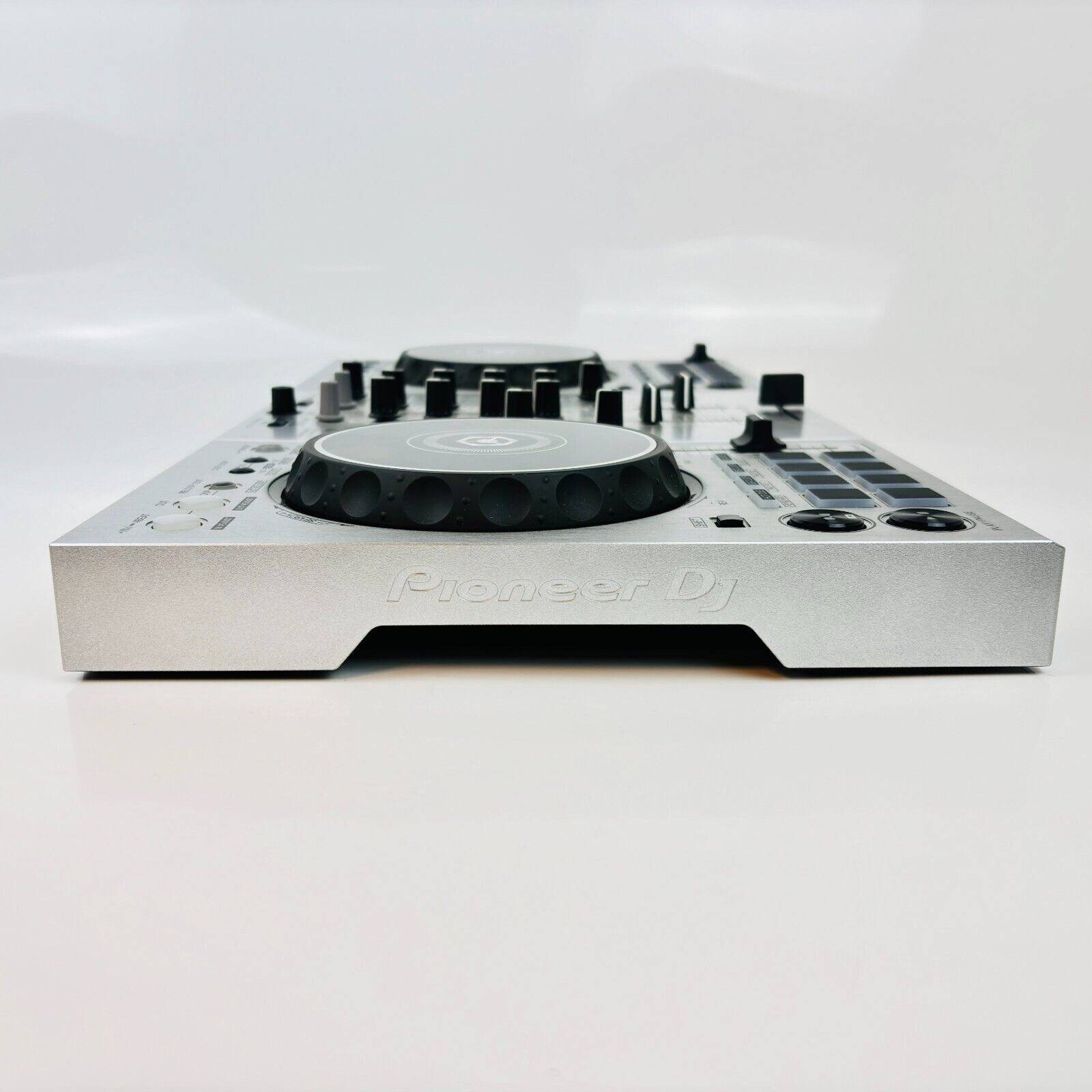 Pioneer DJ DDJ-400-S Silver Limited Color 2ch DJ Controller Pioneer DJ DDJ-400-S Silver Limited Color 2ch DJ Controller