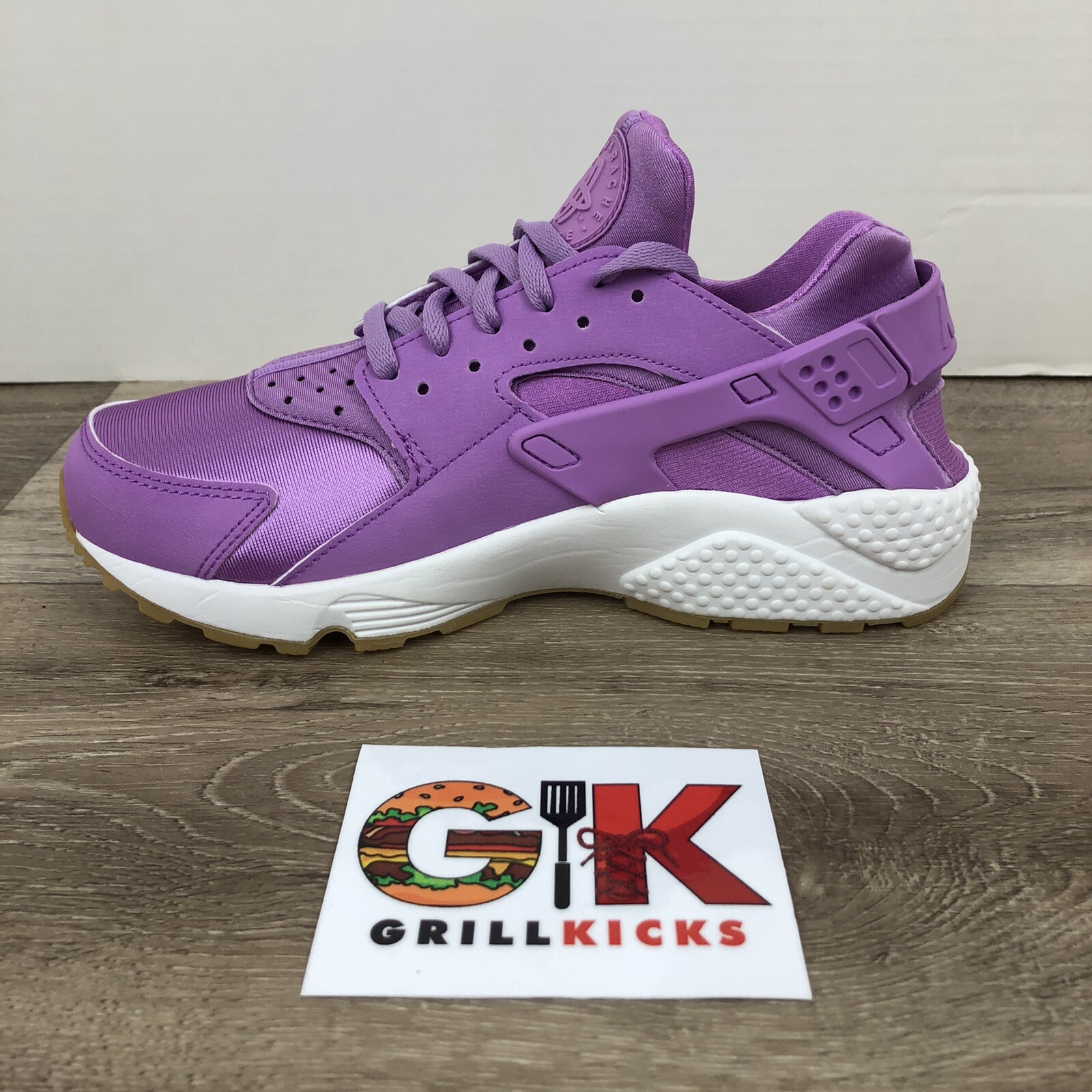 fuchsia glow huaraches