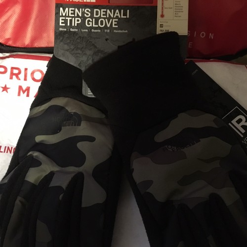 NEW The North Face Denali Etip Fleece Winter Gloves Touch Black Camo Mens' Large