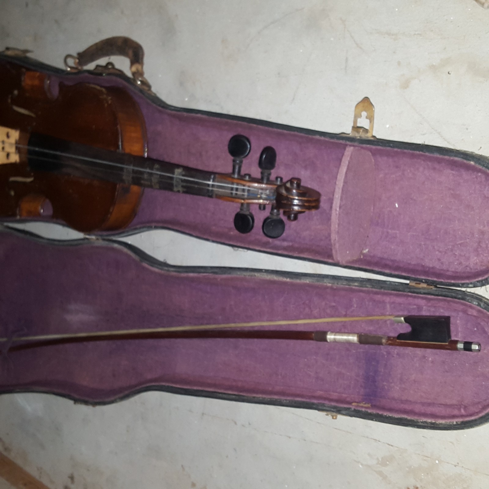 Vintage Violin Antique with Case and Bow