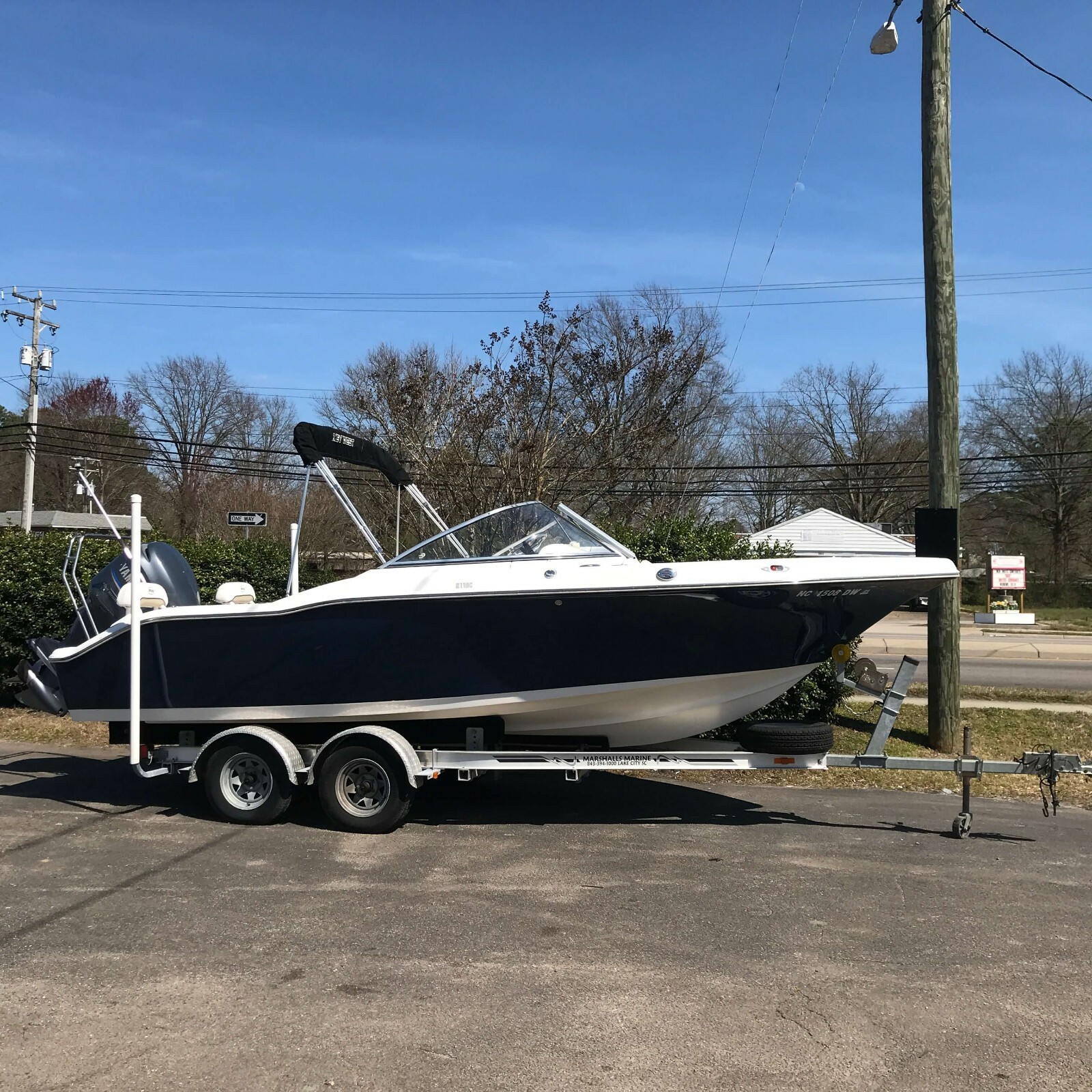 2012 Key West 211DC with 250HP Yamaha Outboard 308 Hrs & Aluminum I-Beam Trailer