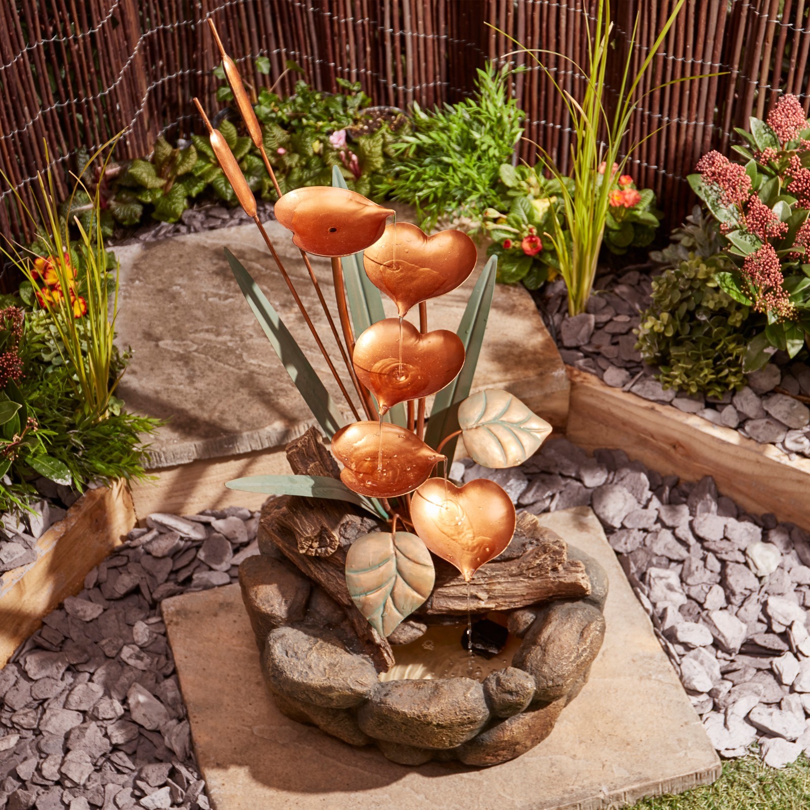 Serenity Lily Pad Cascade Water Feature Self Contained 79cm Garden