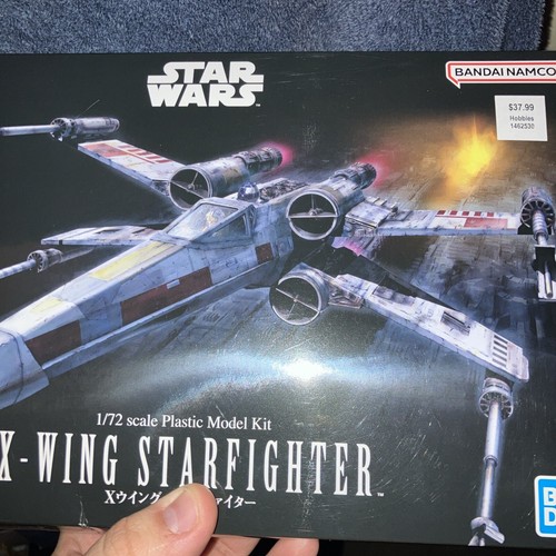 NEW BANDAI 1/72 Scale Kit X-WING STARFIGHTER Plastic Model