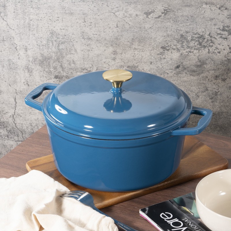 The  4.75QT Non-Stick Cast Iron Enamel Pot, Blue, Easy Cleaning