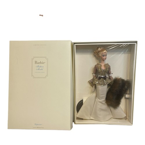 Barbie - ファッションモデルコレクション Capucine BARBIE Capucine Silkstone Doll NRFB, B0146 gold Label. NEW