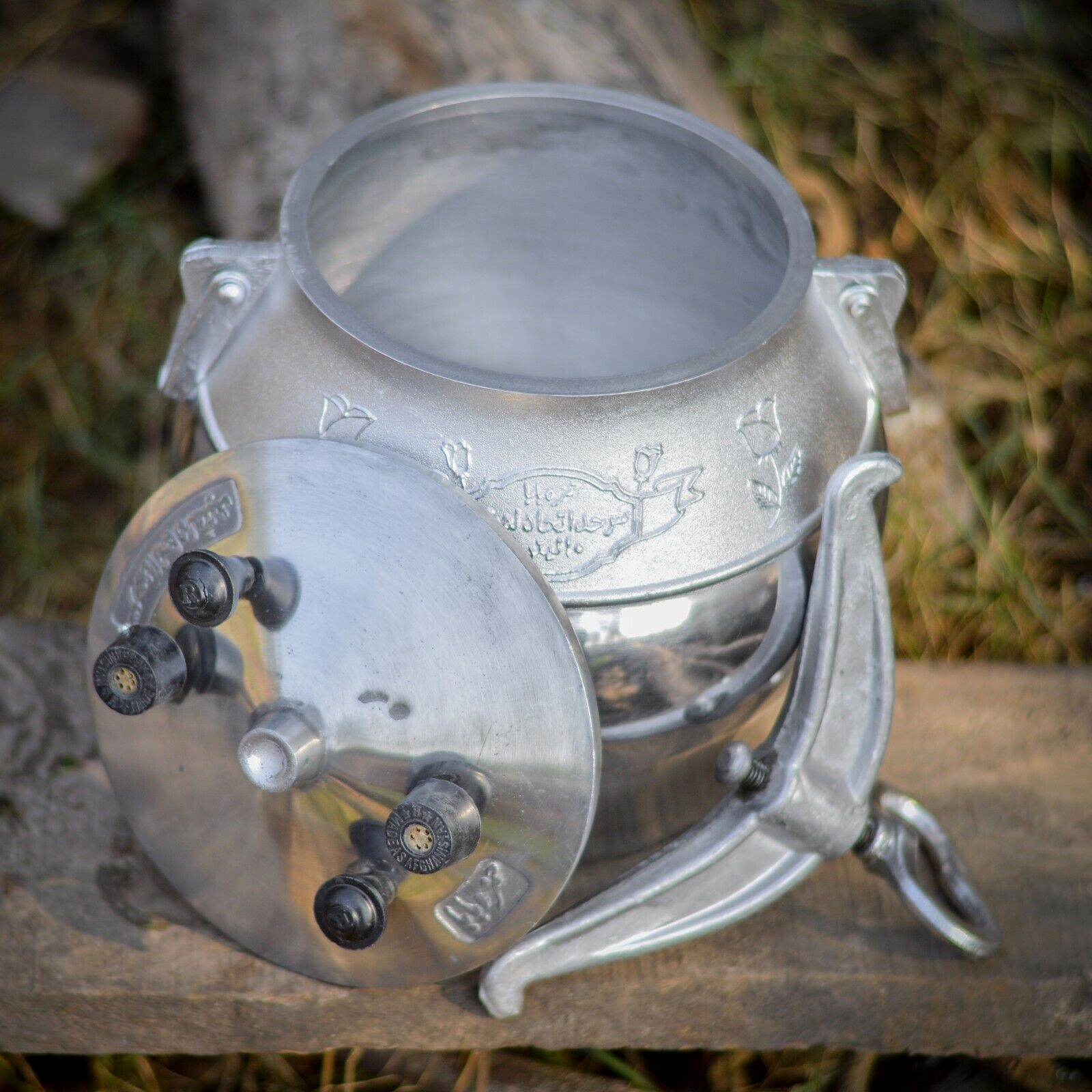 | Afghan Cooking Aluminium Pot - 8 Liters Capacity Silver