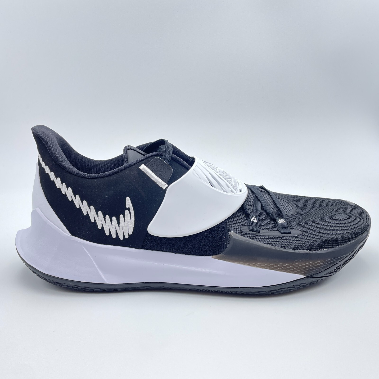 シューズ(男性用) kyrie low 28cm Nike Kyrie Low 1 Amarillo Mens Size 8 Yellow Basketball