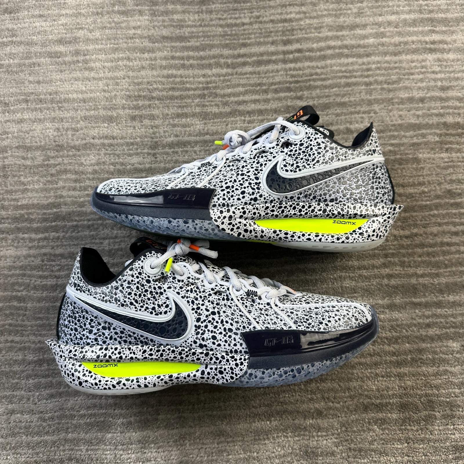 シューズ(男性用) NIKE AIR ZOOM G.T. CUT 3 Nike Air Zoom GT Cut 3 “White Black” Basketball Shoes Men's