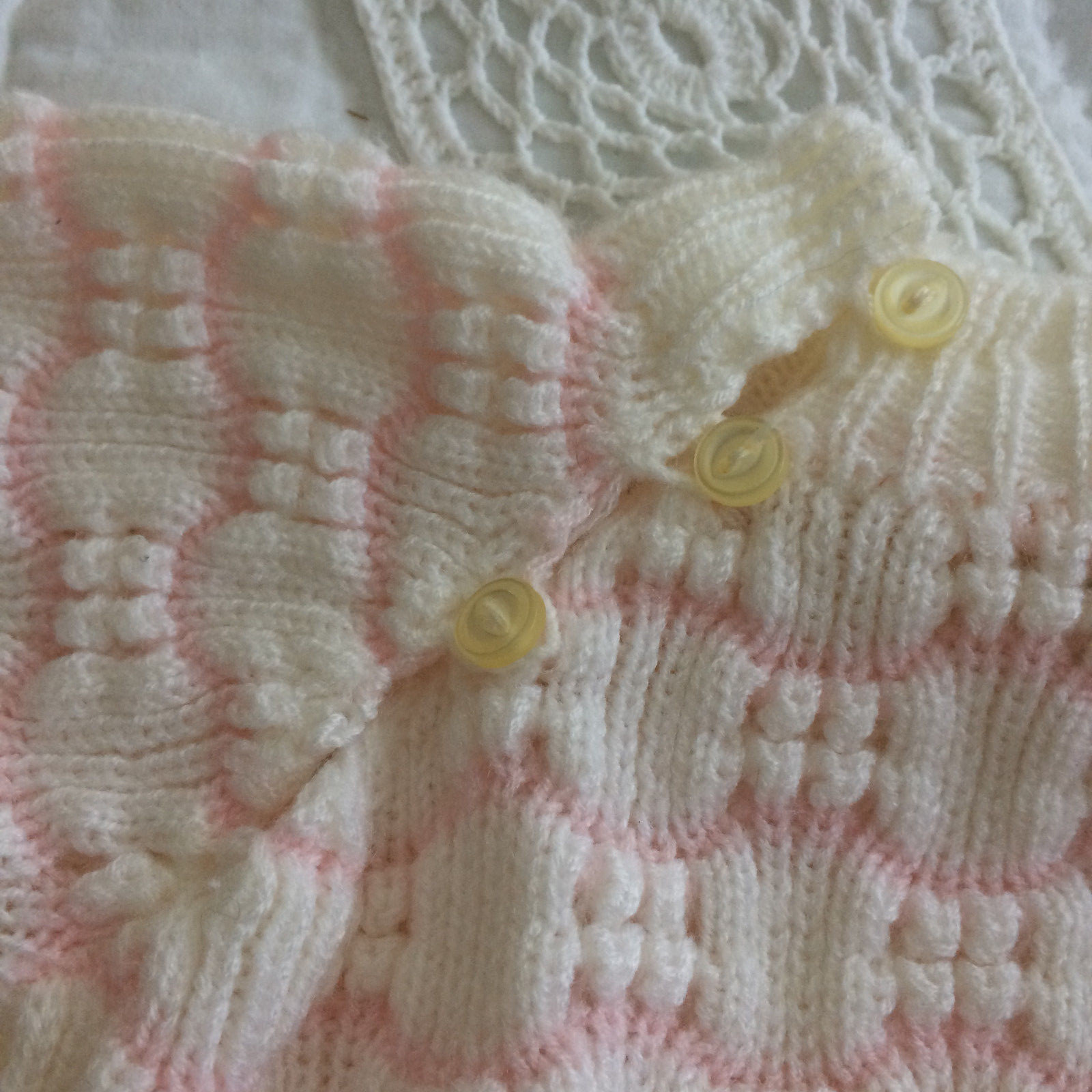 EUC Vtg Doll Baby Knitted Cardigan Jumper Pink White Buttons Newborn 0 6 POM HAT