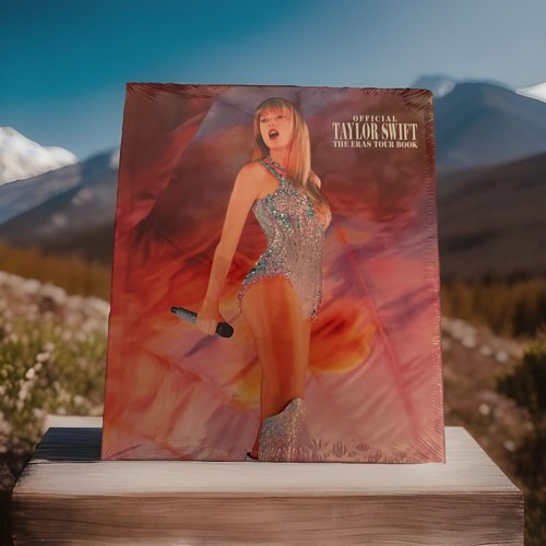 Taylor Swift - Eras Tour Book テイラーTarget s-l400.jpg