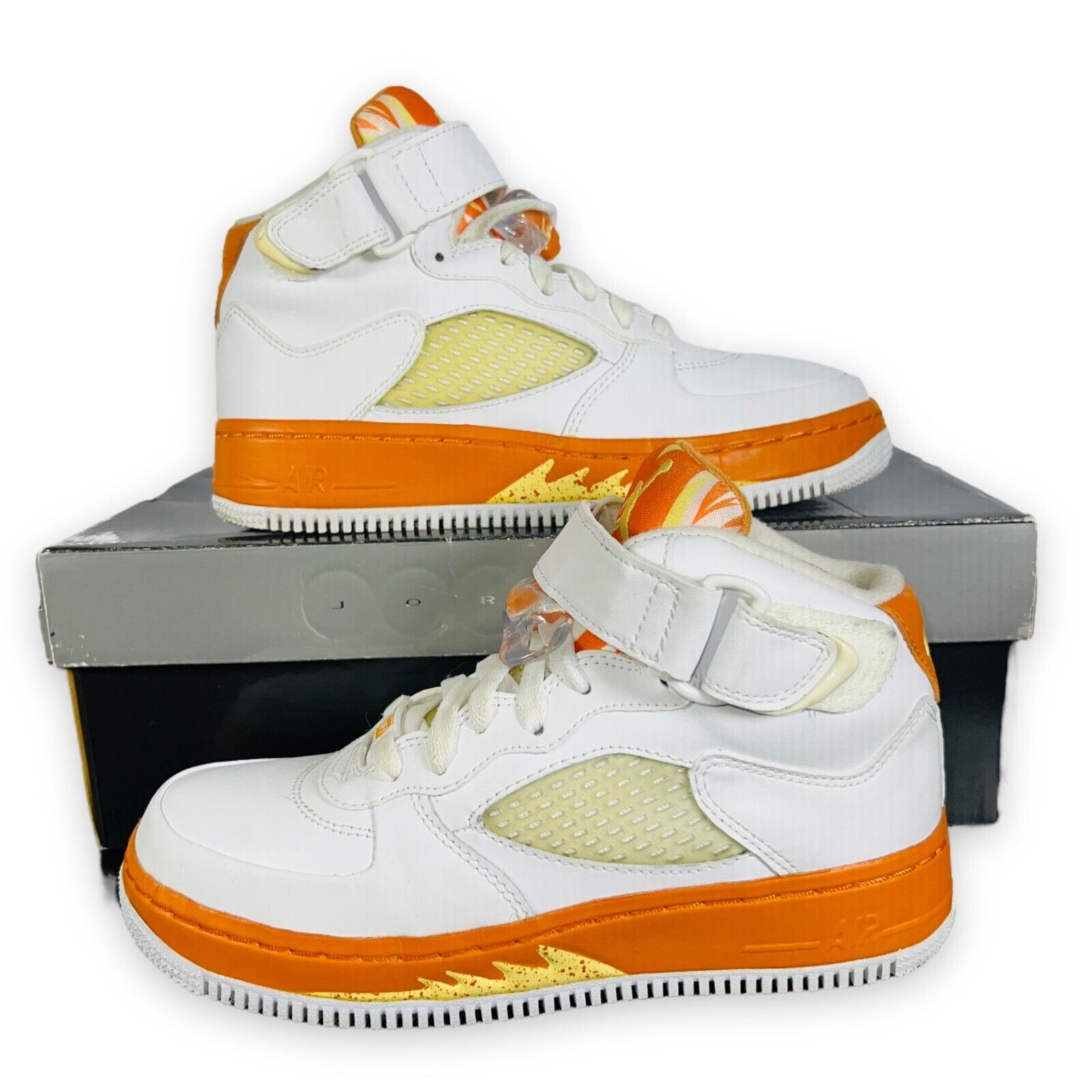Jordan AJF 5 GS 2008 White/Carrot-Lemon 318603-181 Youth 4.5 Jordan AJF 5 GS 2008 White/Carrot-Lemon 318603-181 Youth 4.5