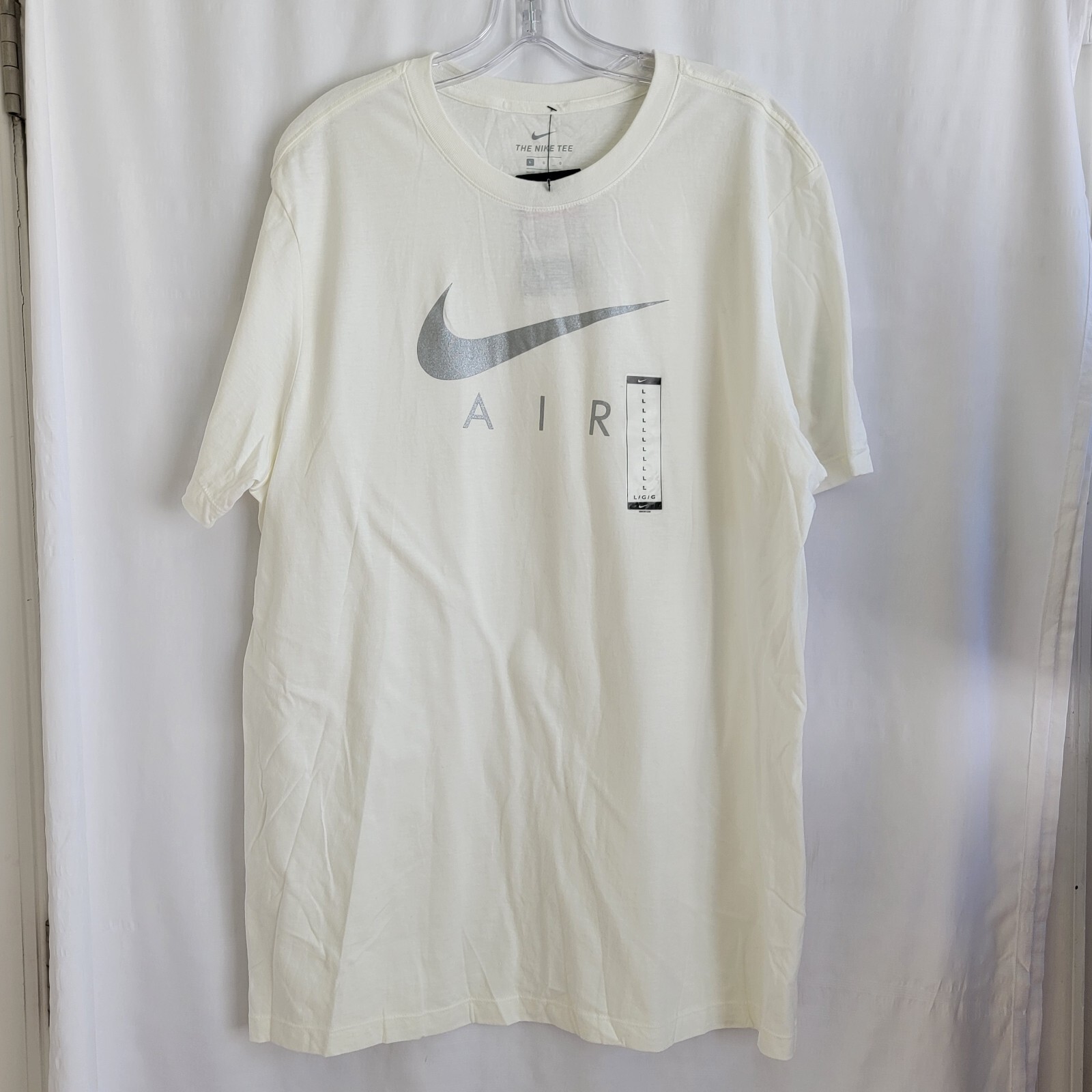 Nike Men's Glitter Graphic Print T-Shirt Large NWT | eBay