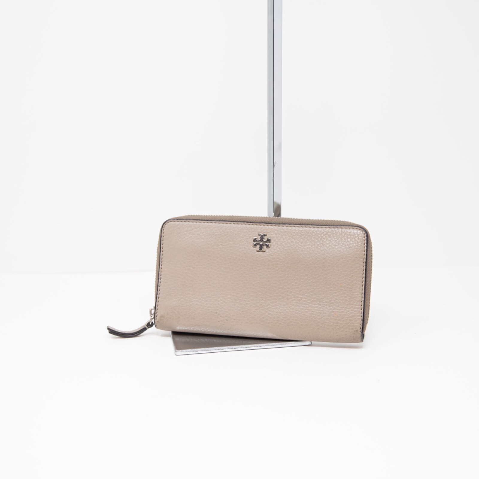 Tory Burch Robinson Full Zip Around Continental Travel Tory Burch Robinson Full Zip Around Continental Travel