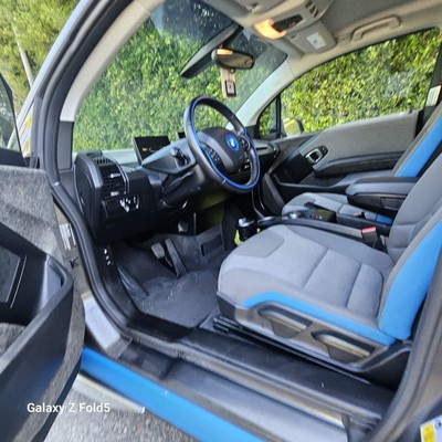 image 4 of interior