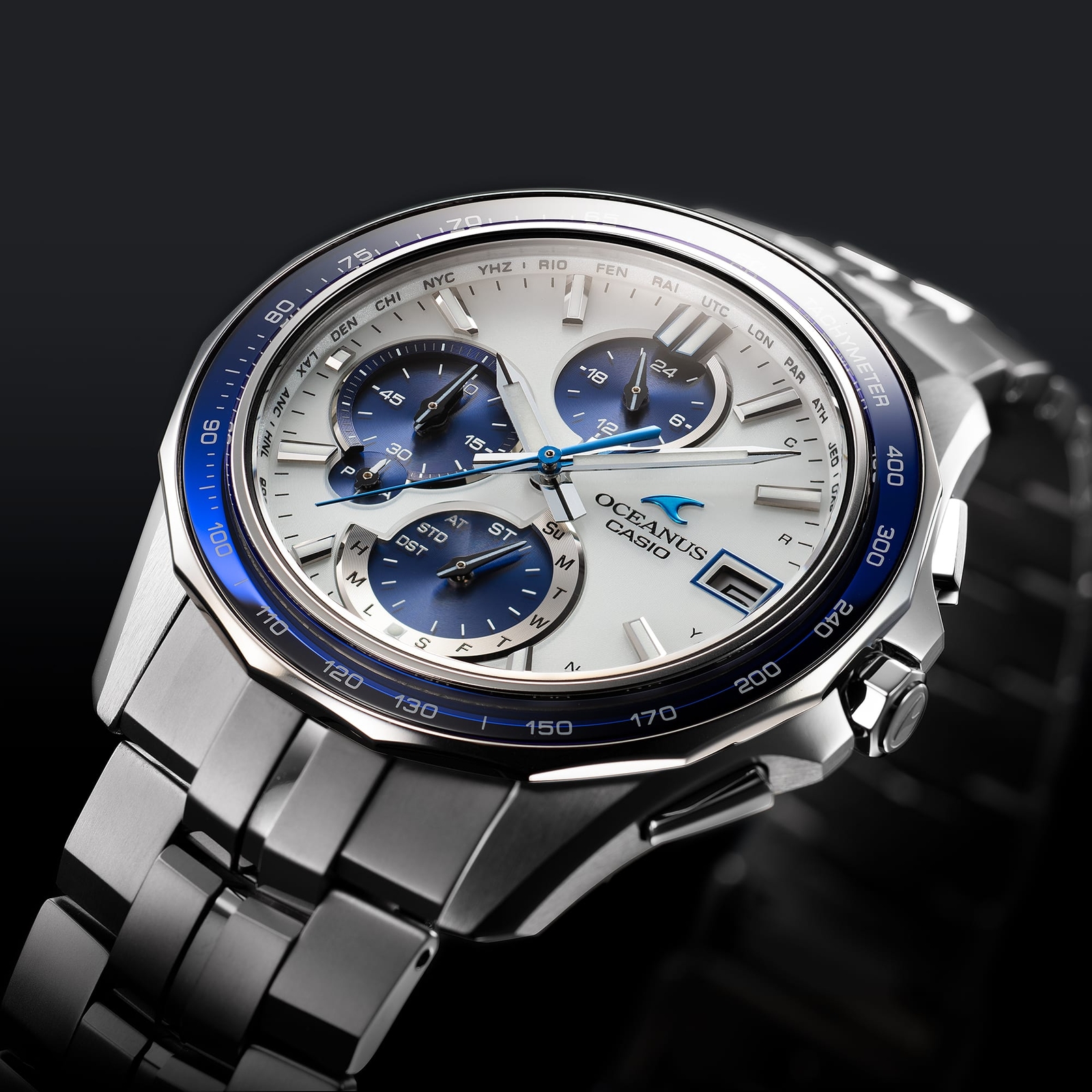 Pre-owned Casio Oceanus Ocw-s7000d-7ajf Manta Titanium Bluetooth Radio Solar Watch 42.8mm