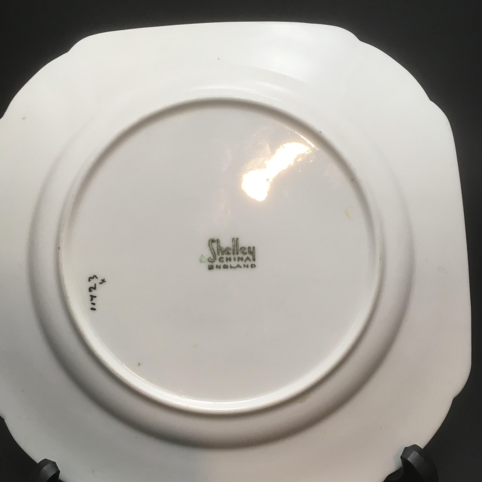 Shelley Queen Anne Sheep & Cottage Bread & Butter Plates (2)