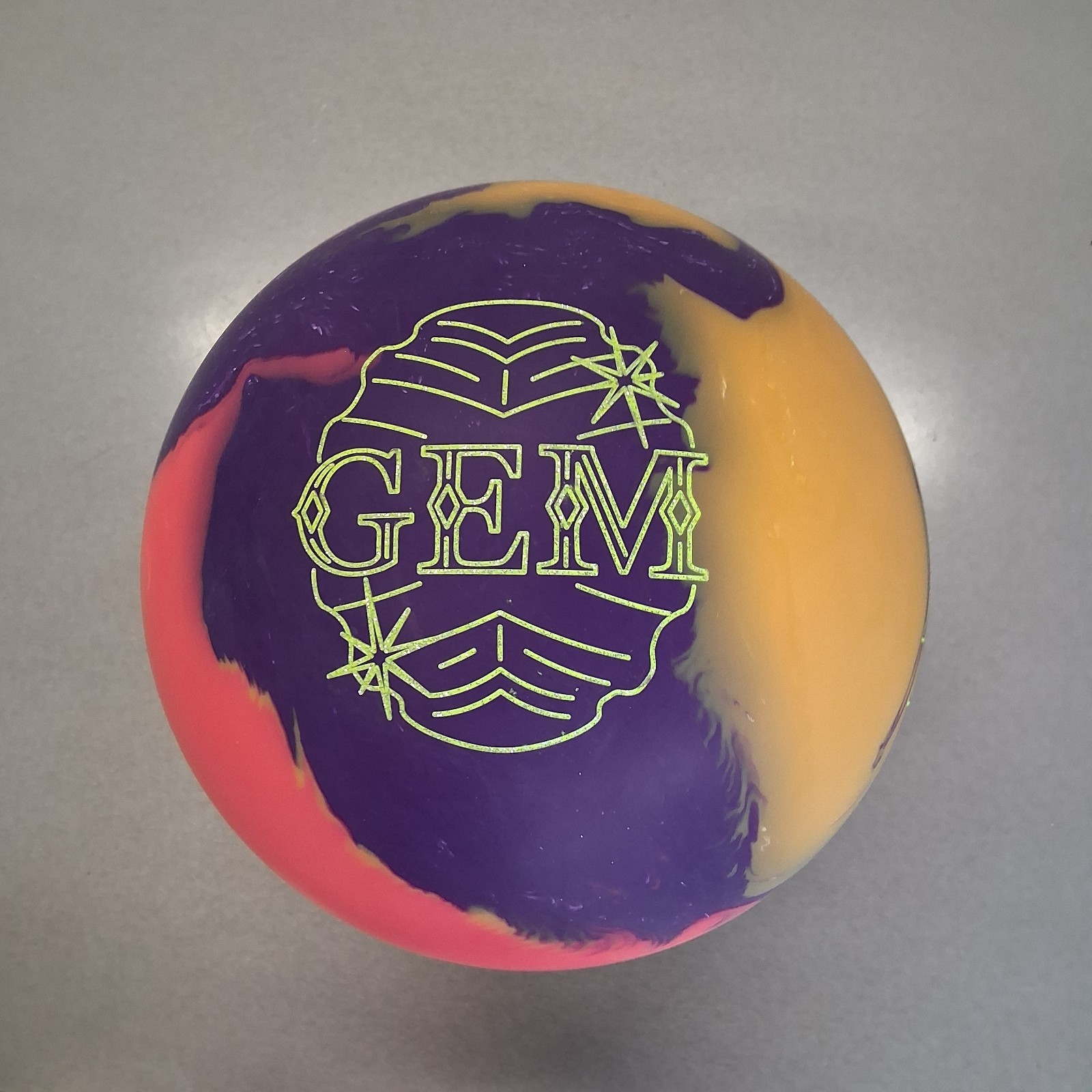 Roto Grip Gem 1ST QUALITY bowling ball 14 LB. NEW IN BOX