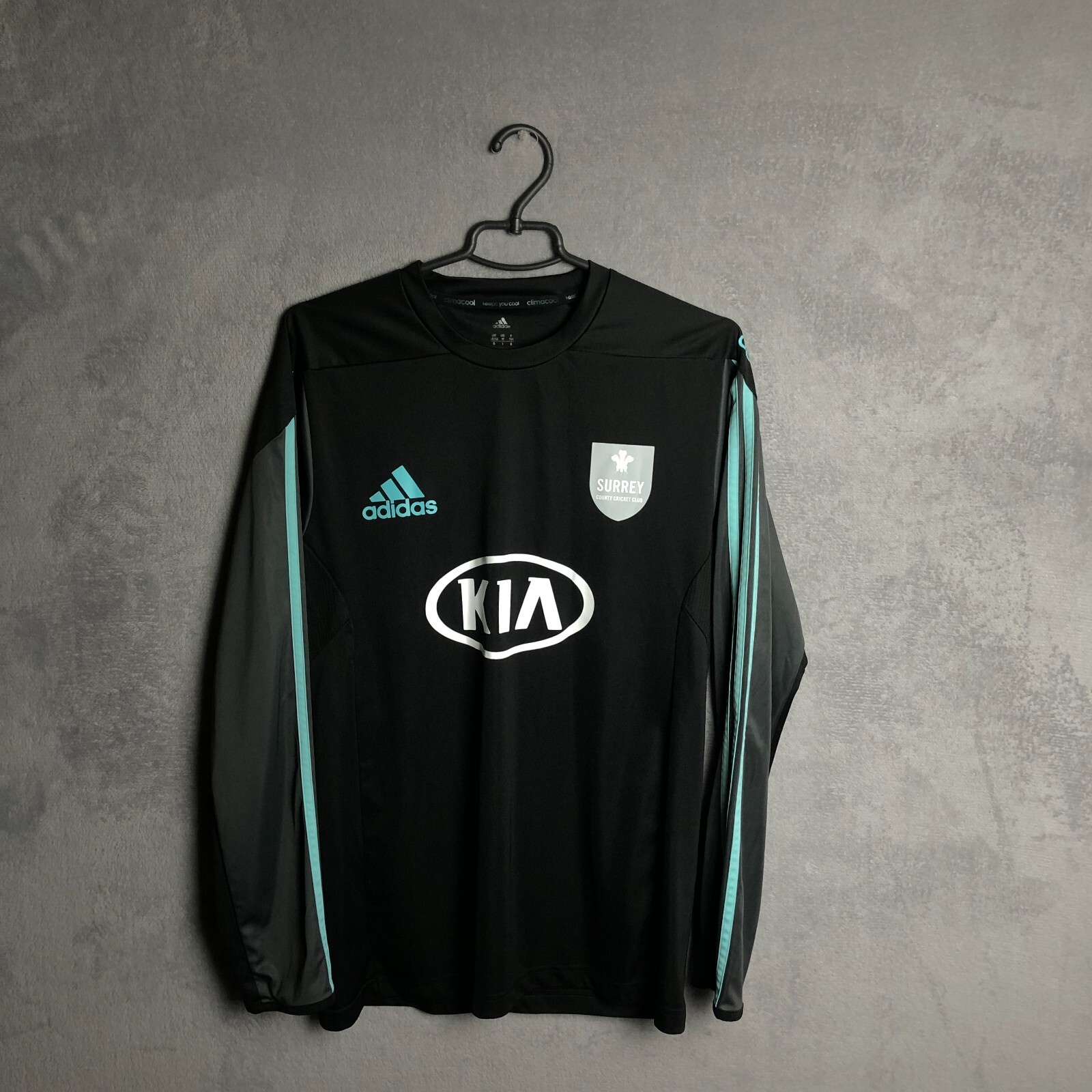 Surrey Rugby Adult's Black Pro Tee Surrey Rugby Adult's Black Pro Tee
