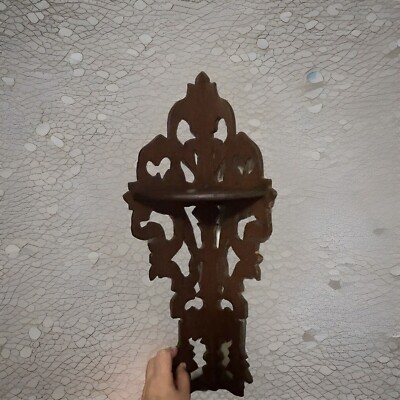 Vintage Wood Carved Corner Wall Shelf Ornate 19  Leaf Pattern 1 Tier MCM
