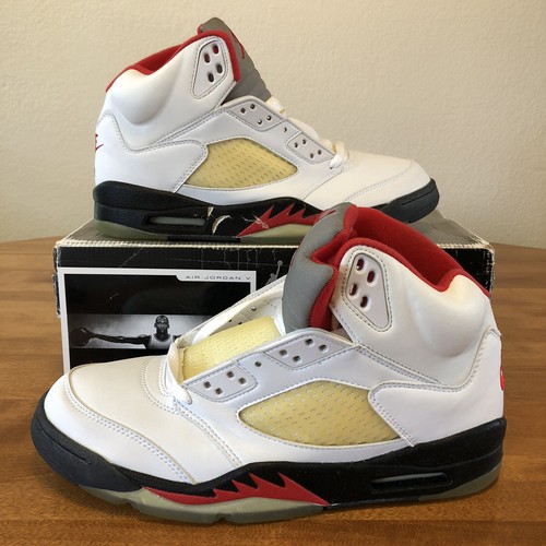 驚きの価格 Fire Retro 5 V Jordan Air 2000 NEW Red 136027 10 Size Men's SF・ファンタジー・ホラー