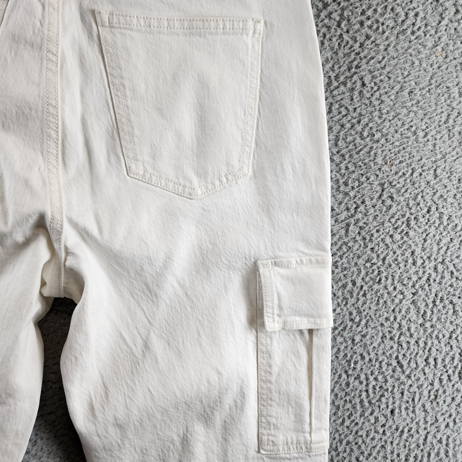 Rebecca Minkoff Cargo Pants Women's 27 Alabaster High Rise Zip/Button Closure - Picture 16 of 16