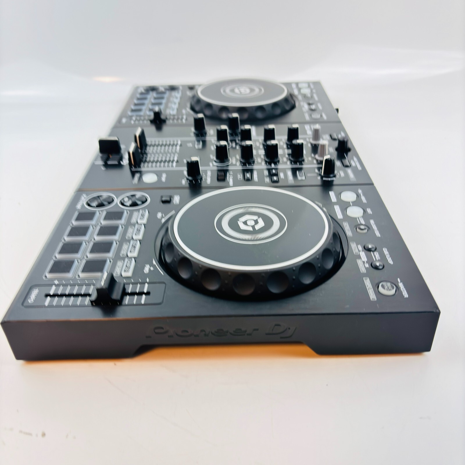Pioneer DJ DDJ-400 Black DJ Controller 2-channel rekordbox Pioneer DJ DDJ-400 Black DJ Controller 2-channel rekordbox