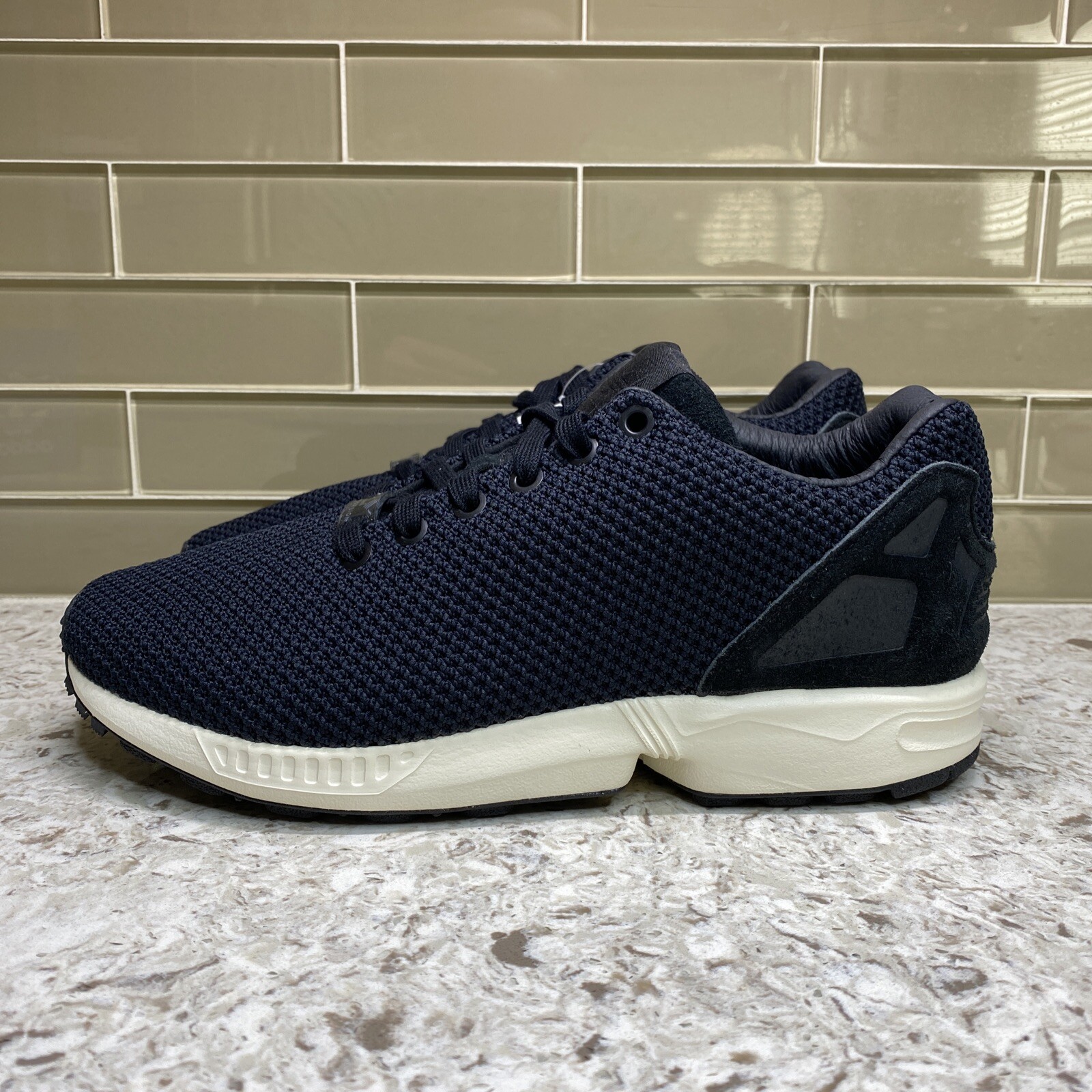 adidas torsion size 3